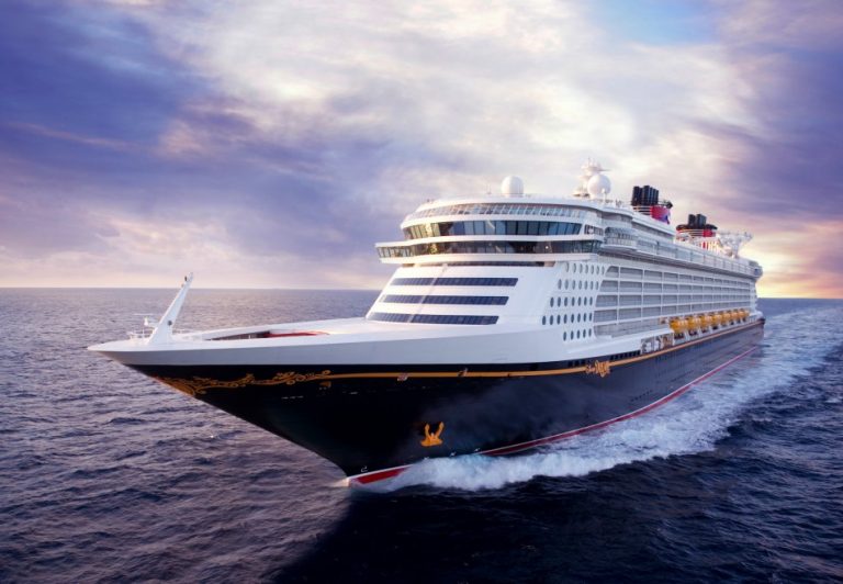 iconic-figures-and-famous-faces-the-definitive-guide-to-cruise-ship