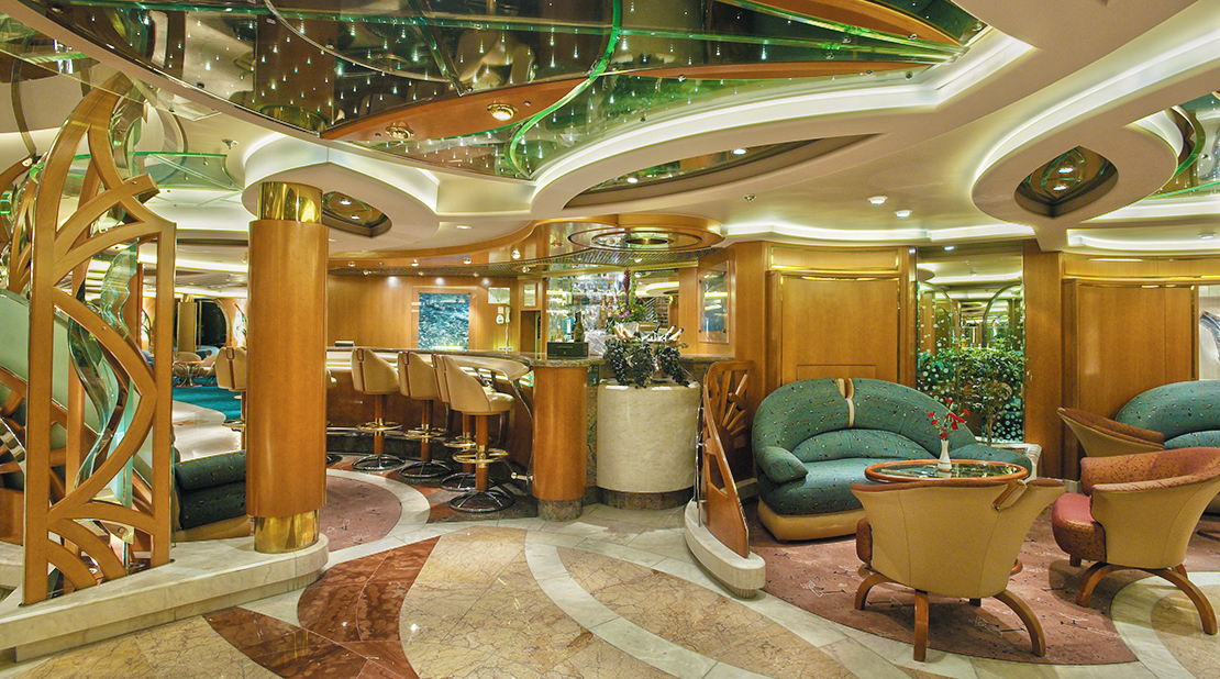 Лаундж и Royal Caribbean